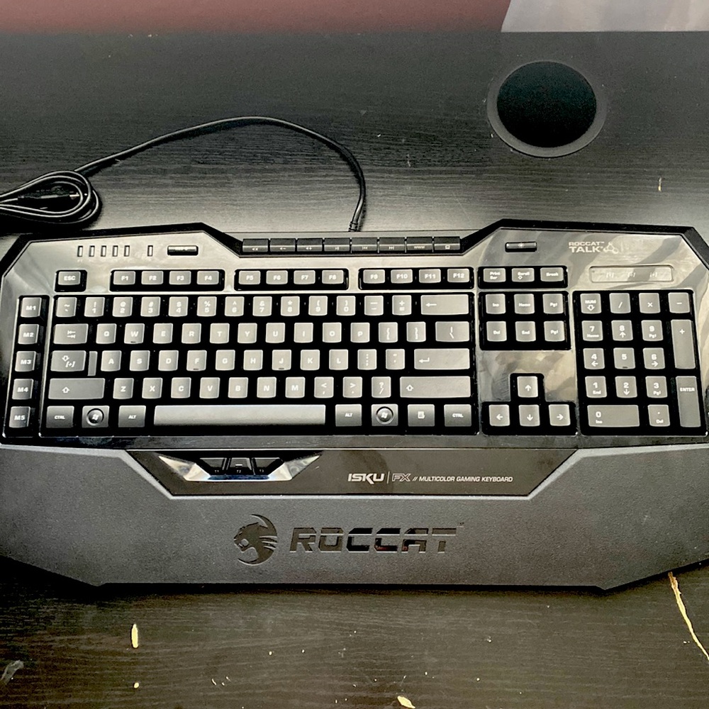 ROCCAT Multicolor gaming keyboard